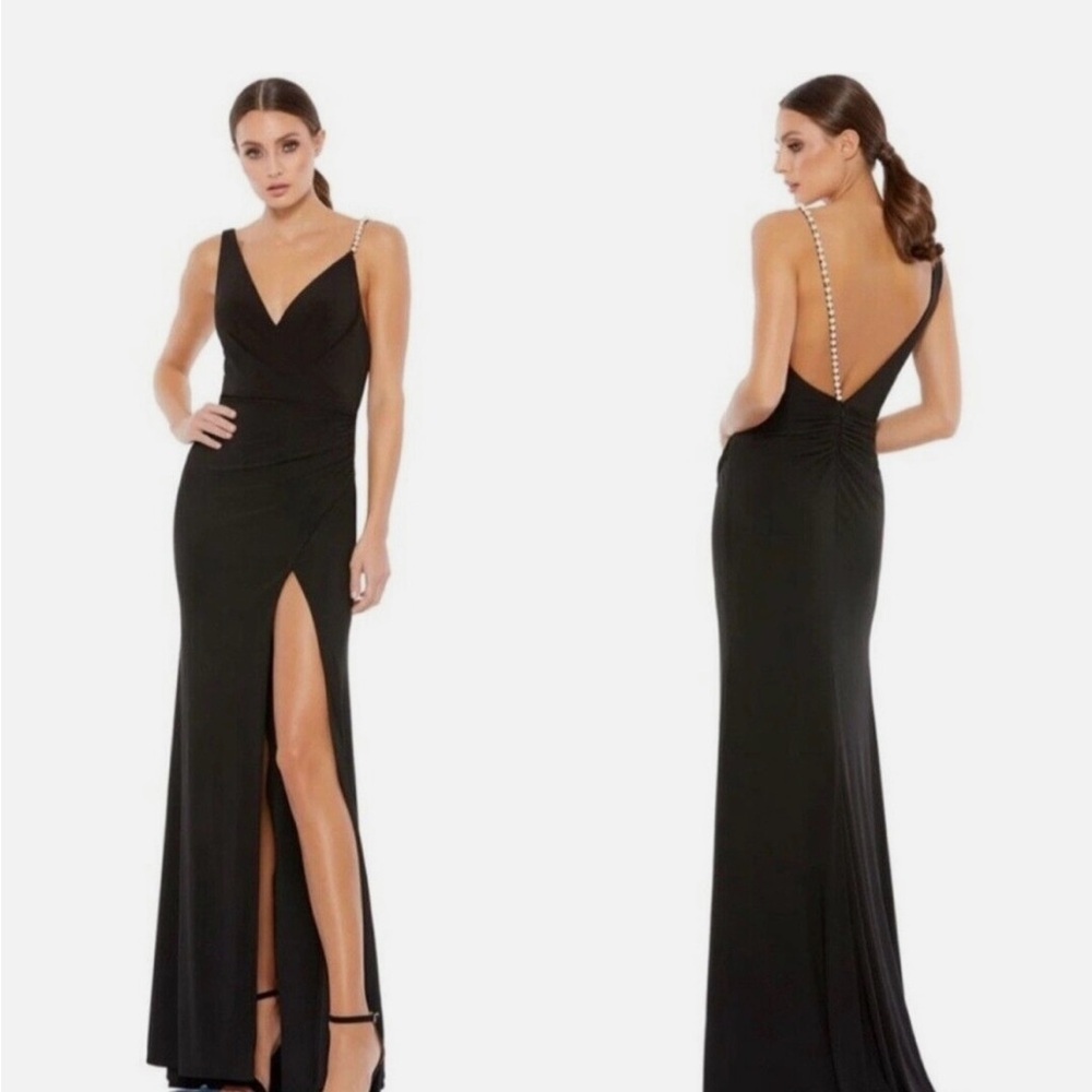NWT Mac Duggal Ieena Elegant Black Evening Gown with Pearl Strap